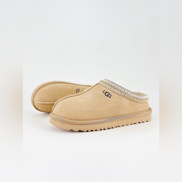 Brand New Women's Ugg Tasman Slip-Ons - Picture 2 of 9